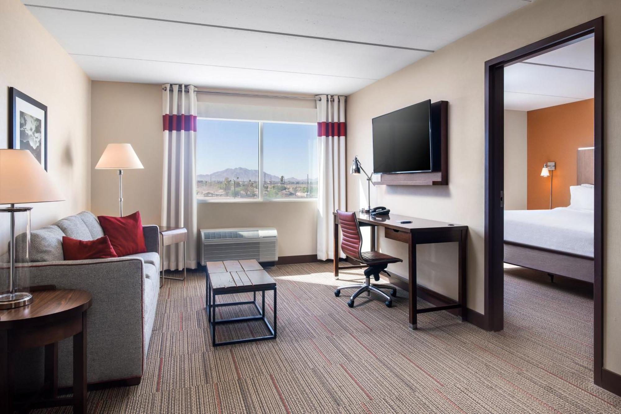 Four Points By Sheraton At Phoenix Mesa Gateway Airport Bagian luar foto