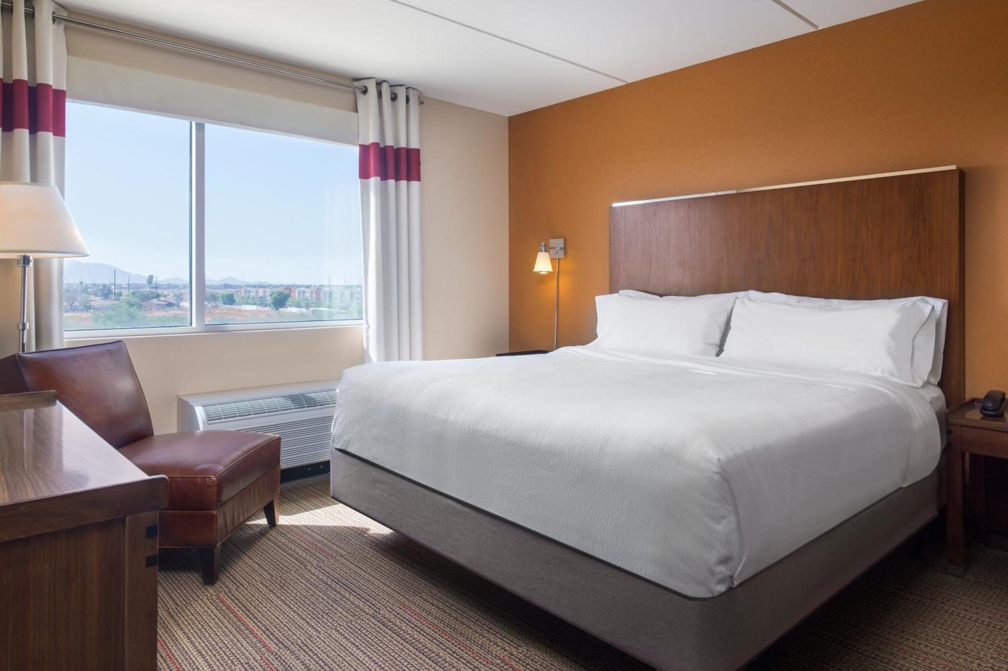 Four Points By Sheraton At Phoenix Mesa Gateway Airport Bagian luar foto