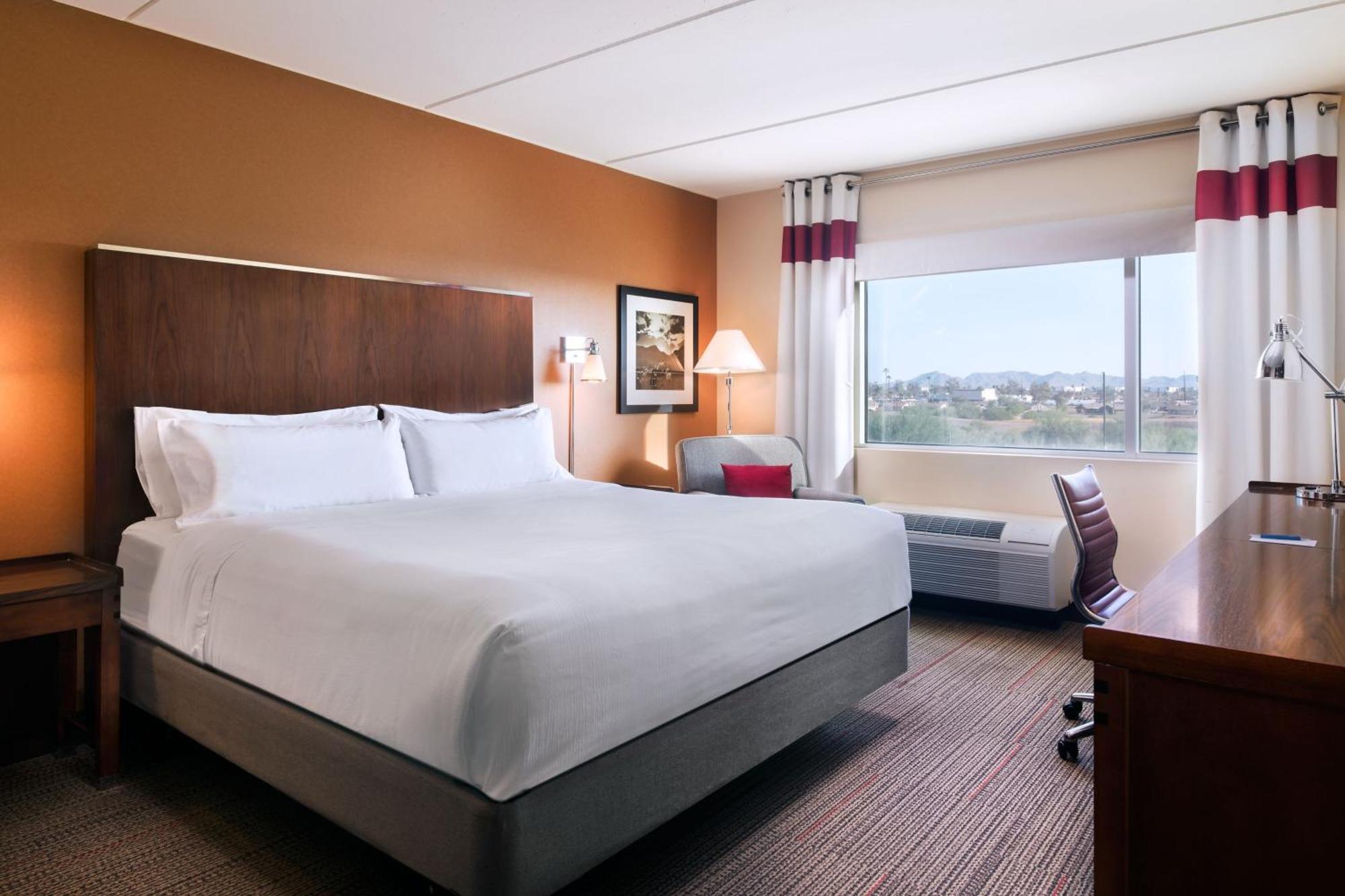 Four Points By Sheraton At Phoenix Mesa Gateway Airport Bagian luar foto