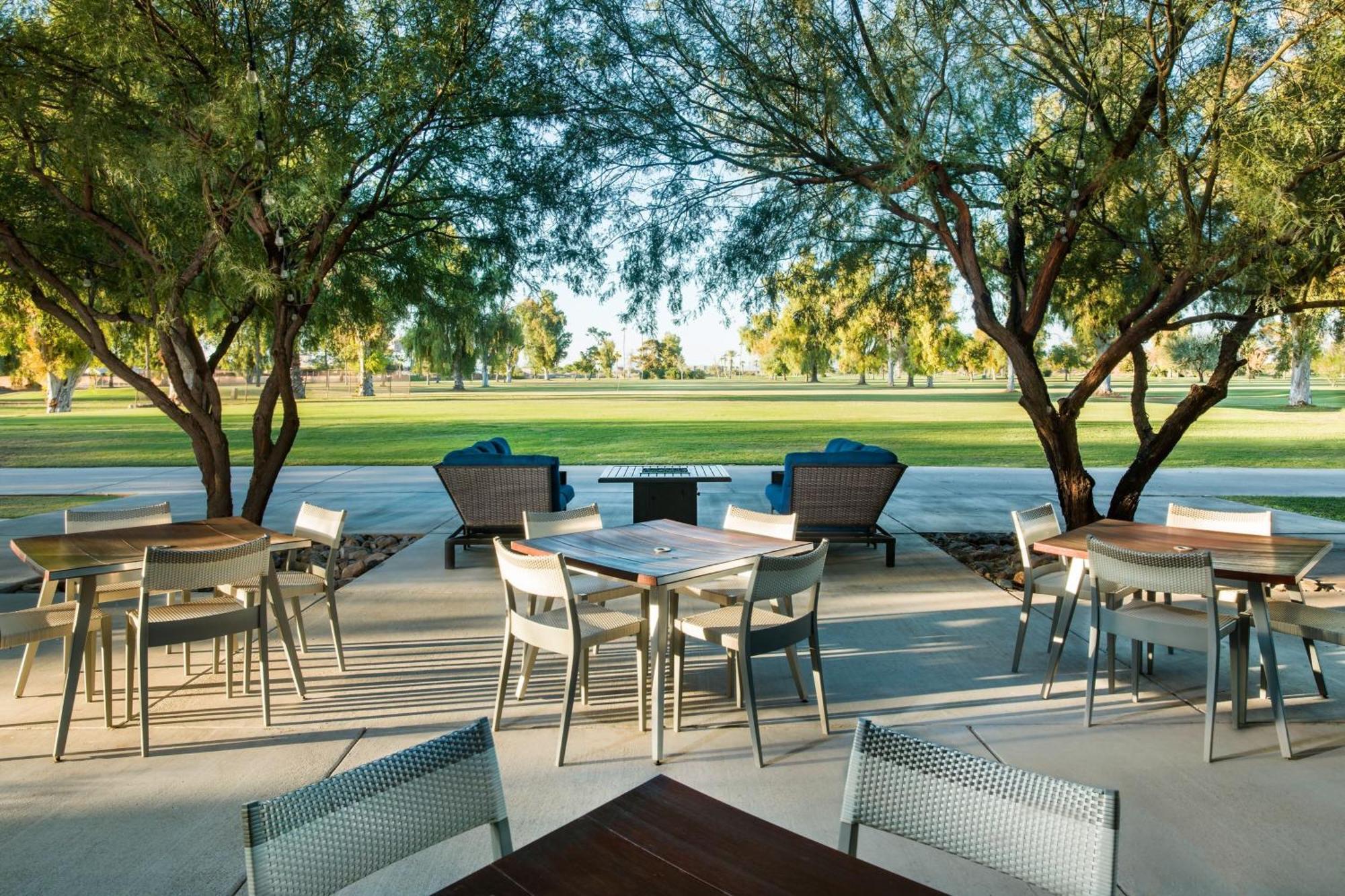 Four Points By Sheraton At Phoenix Mesa Gateway Airport Bagian luar foto