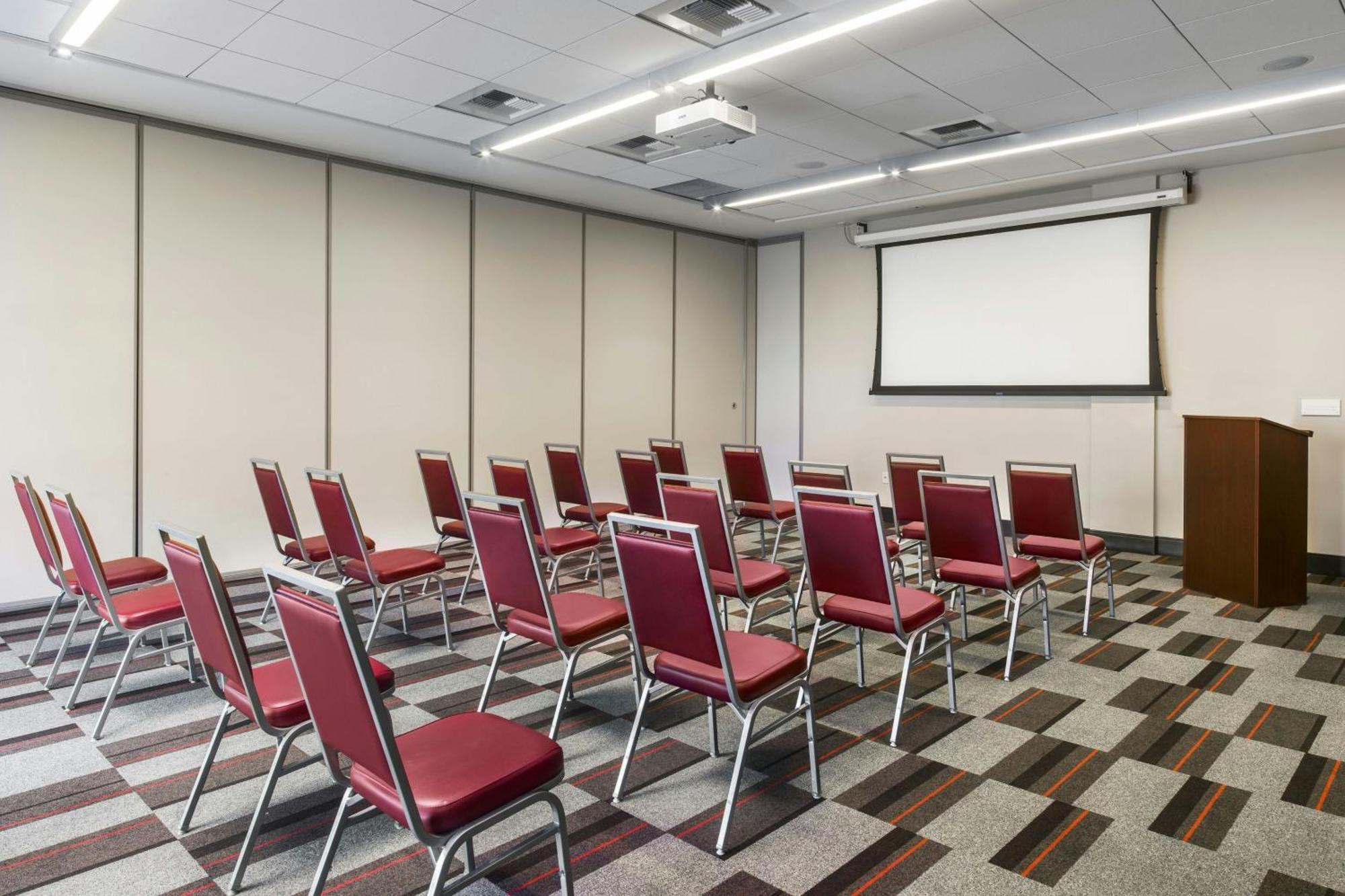 Four Points By Sheraton At Phoenix Mesa Gateway Airport Bagian luar foto