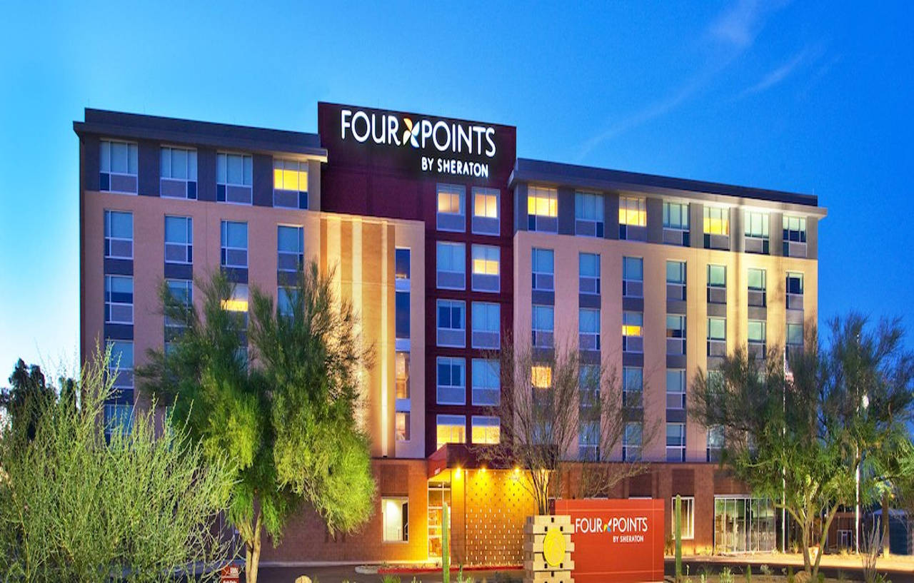 Four Points By Sheraton At Phoenix Mesa Gateway Airport Hotel Bagian luar foto