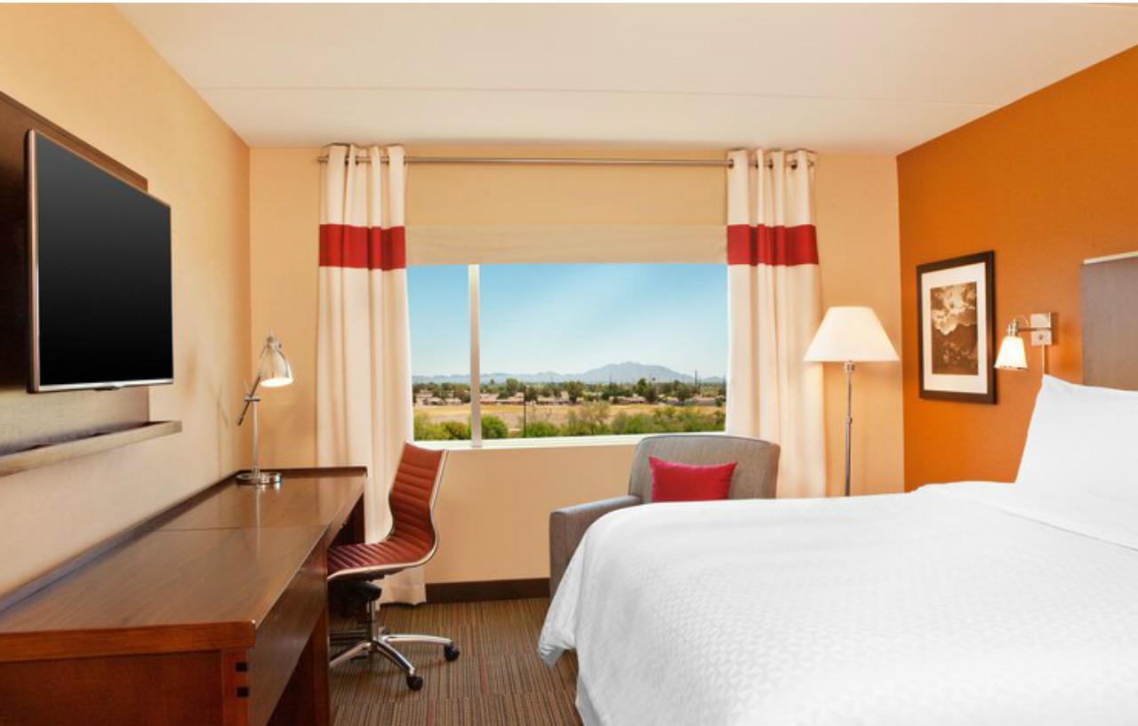 Four Points By Sheraton At Phoenix Mesa Gateway Airport Bagian luar foto